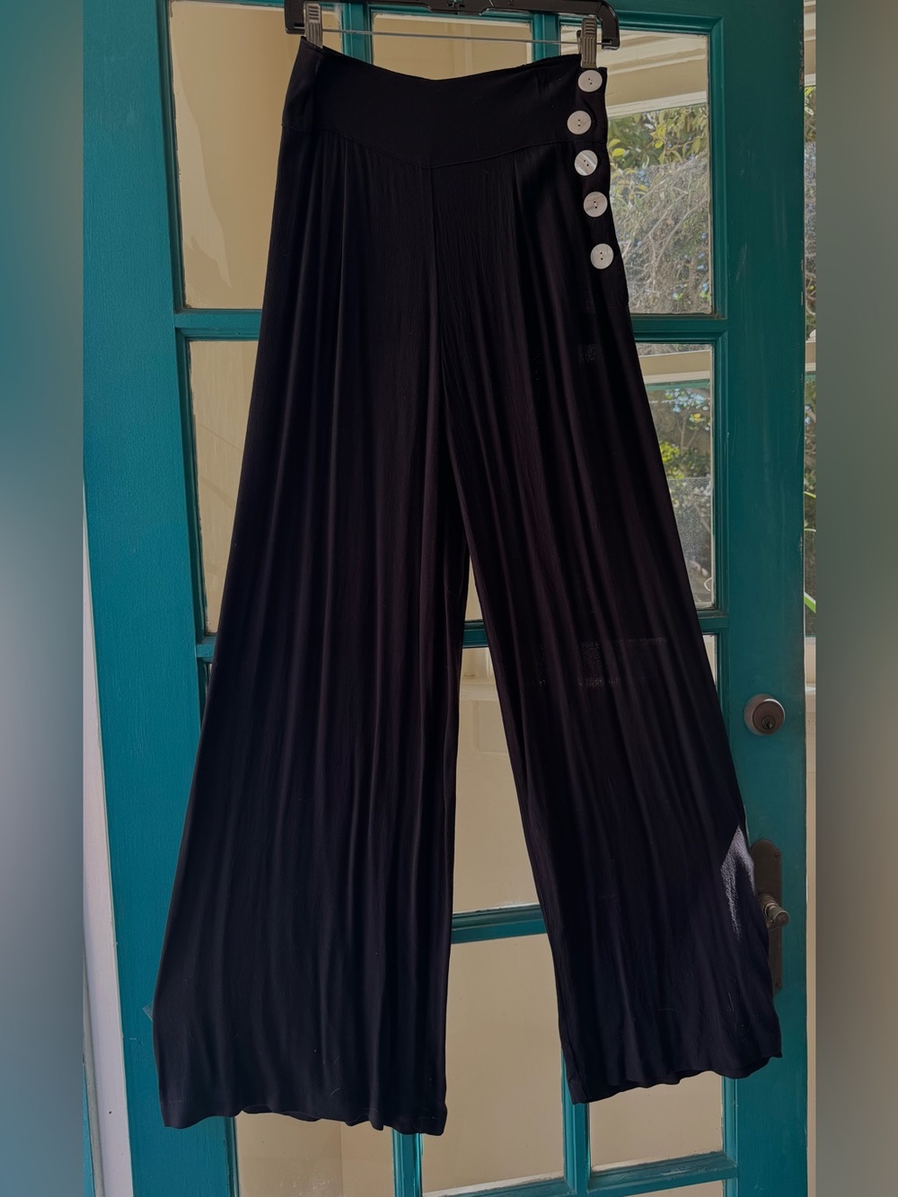 Chic Retro 1940’s style Black Never Go Out of Style wide leg palazzo pants !